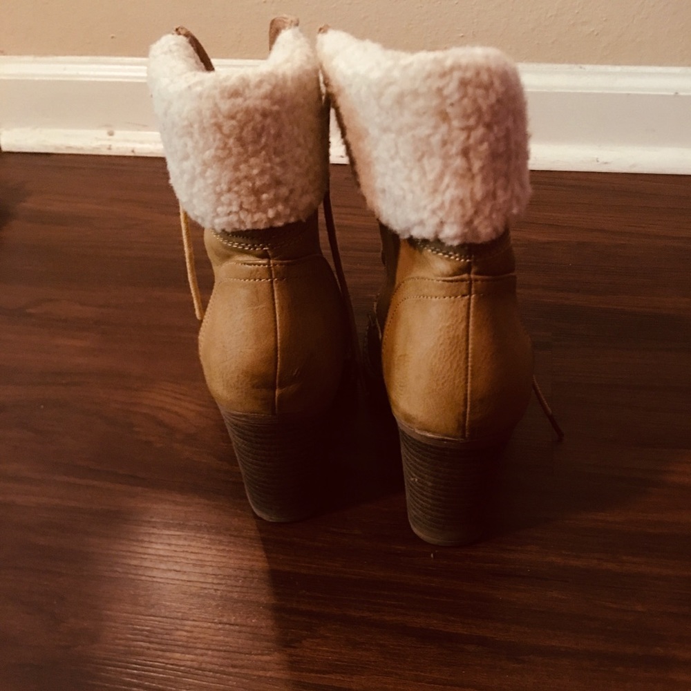 Boot - Picture 3 of 3